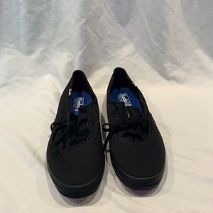 Keds Women Black Sneakers 10 Wide NWT